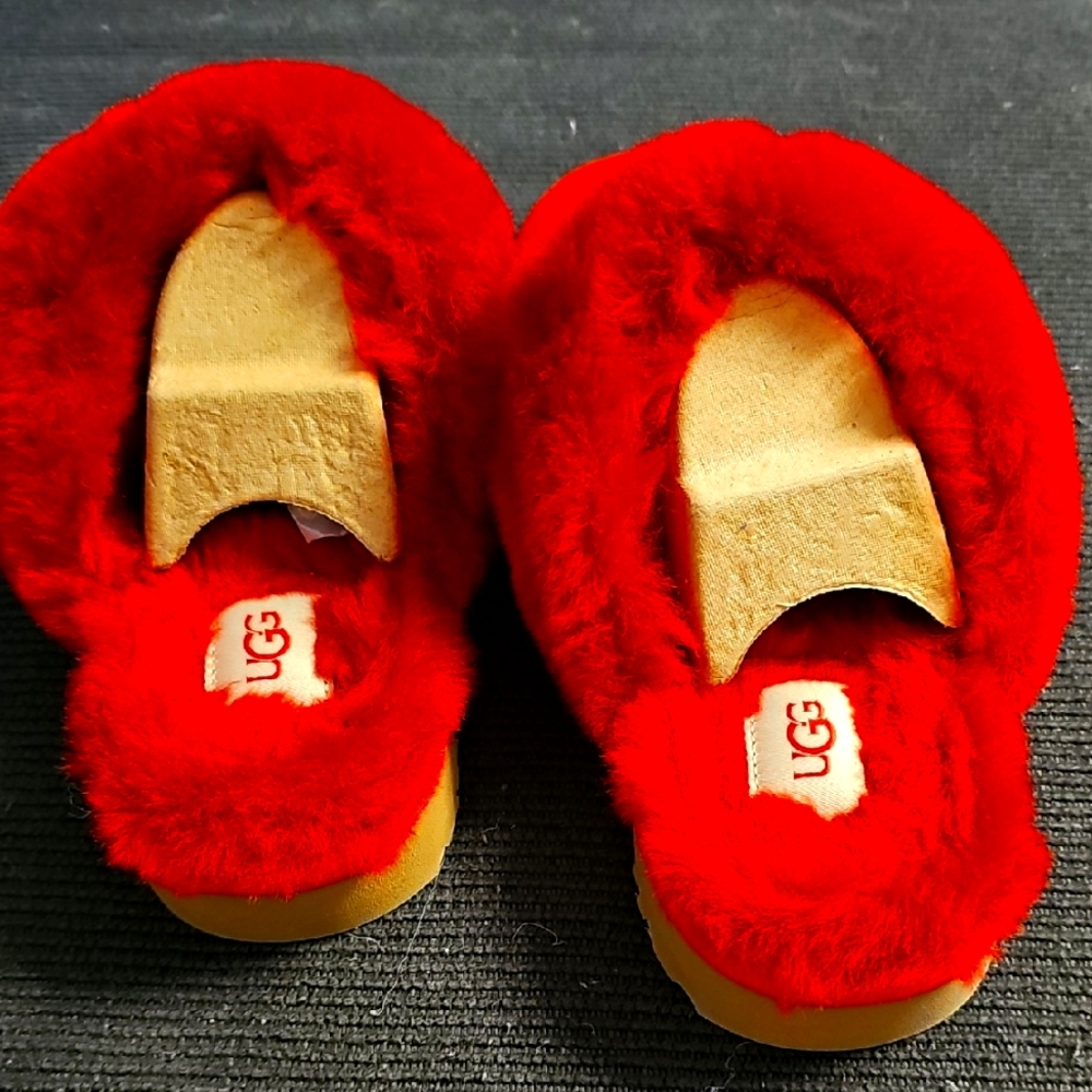 UGG Red and Tan Slippers with Plush Upper and Open Back Design
